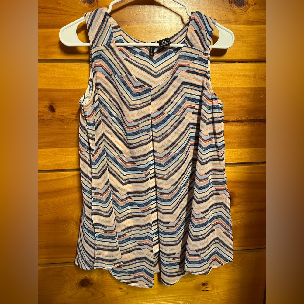 New Directions Multicolor Chevron Blouse